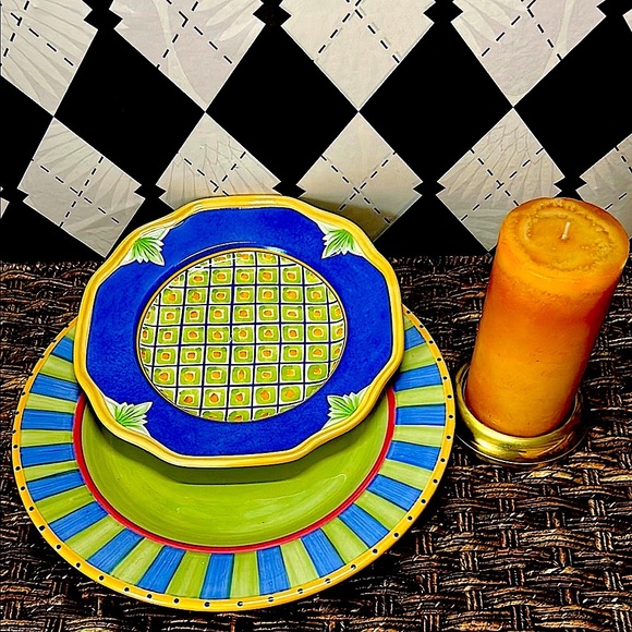 Storybook Design Plate Pair: 12” Chop & 9” Luncheon Villa della Luna Pfaltzgraff - Picture 7 of 12